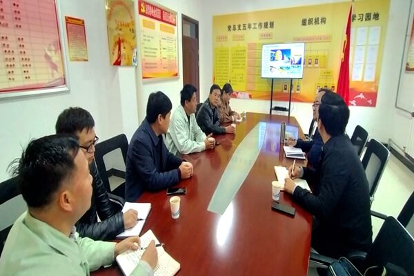 市委組織部來華浩軒督查指導(dǎo)黨員遠(yuǎn)程教育工作