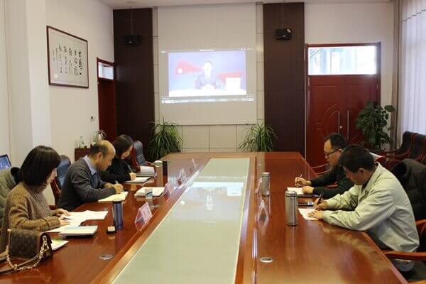 咸陽(yáng)片區(qū)紀(jì)檢監(jiān)察干部業(yè)務(wù)培訓(xùn)在華浩軒公司舉行